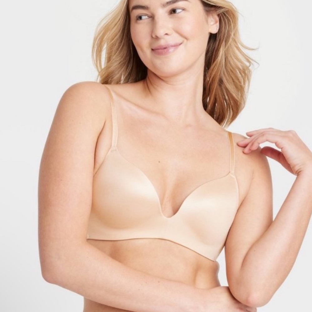 Auden Smooth Plunge T-Shirt Bra in Nude